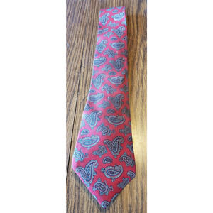 Surry Sophisticates Red Gold Paisley Tie 100% Silk Necktie